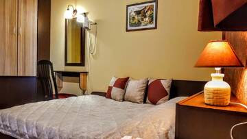 Фото номера Трехместный номер Отель Complex Myahov House г. Стара-Загора 6
