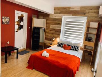 Фото номера Двухместный номер Делюкс с 1 кроватью Апарт-отели Fox Rooms Aparthotel г. Стара-Загора 8