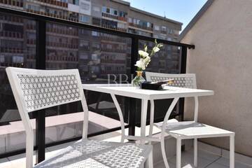 Фото номера Двухместный номер с 1 кроватью и балконом Отель Best Boutique Hotel г. Стара-Загора 8