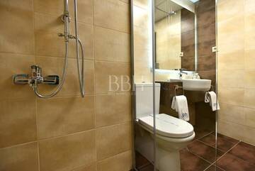 Фото номера Двухместный номер с 1 кроватью и балконом Отель Best Boutique Hotel г. Стара-Загора 9