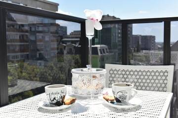 Фото номера Двухместный номер с 2 отдельными кроватями и балконом Отель Best Boutique Hotel г. Стара-Загора 2