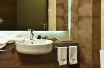 Фото номера Двухместный номер Делюкс с 1 кроватью Отель Best Boutique Hotel г. Стара-Загора 5