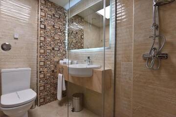 Фото номера Двухместный номер Делюкс с 1 кроватью Отель Best Boutique Hotel г. Стара-Загора 12