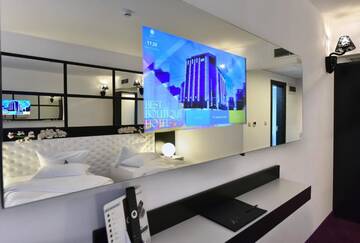 Фото номера Двухместный номер Делюкс с 1 кроватью Отель Best Boutique Hotel г. Стара-Загора 16