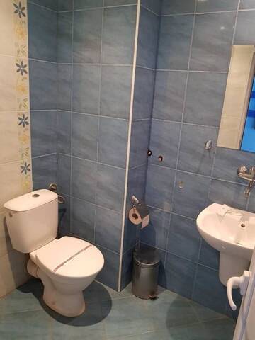 Фото номера Стандартный двухместный номер с 1 кроватью Отель Hotel Rai г. Стара-Загора 4