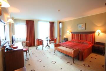Фотографии Отель Efir Hotel г. Стара-Загора (Болгария) №2 Фото Отель Efir Hotel г. Стара-Загора 2